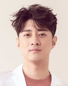 Guo Jiahao as Shen Shen