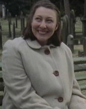 Sheila Kelley as Winnie