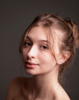 Fernanda Schiavo as Tina