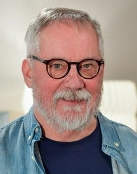 Raimo Grönberg as Taxidriver
