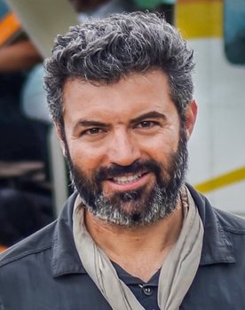 Reza Pakravan as 
