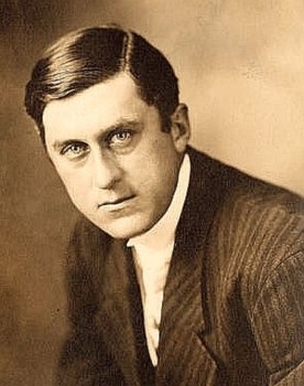 True Boardman as Detective Stanton