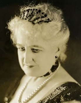 Kate Lester as Lady Amersteth