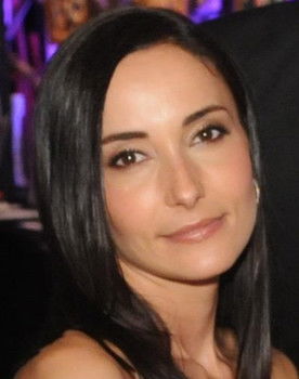 Lisa S. as Neighbor's Girlfriend