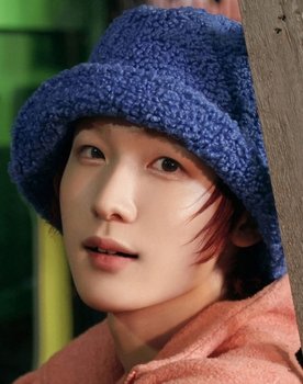 Haku Shota as 