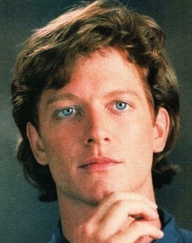 Eric Stoltz as Robert Nerra