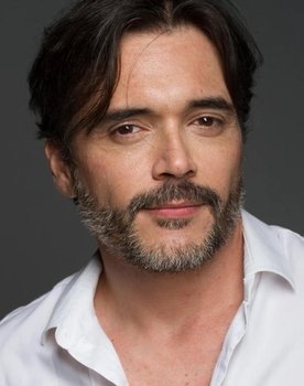 Edgar Moreno as 
