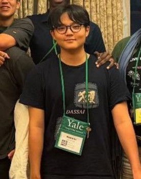 Koomin Chung as Judge