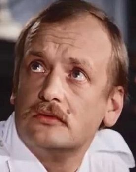 Valeri Smolyakov as Valeri