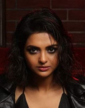 Solanki Roy