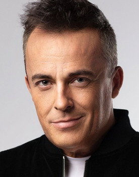 Jordi Cubino as Self - Musician