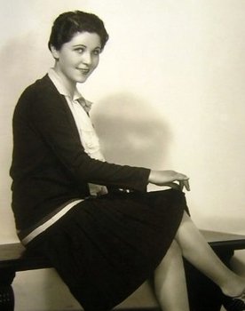 Shirley Palmer as Eve