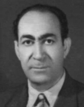 Aramais Aghamalian as Mohsen's Father