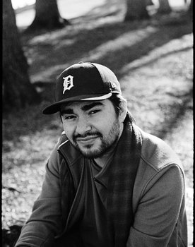 Luca Sauceda as Troy