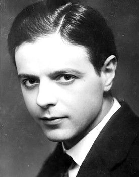 Esme Percy as Cosmo Vaughan