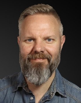 Shayne Wyler as Todd