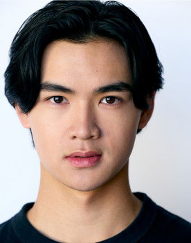 Tristan Pravong as Quinn