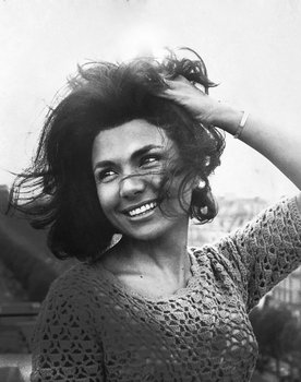 Vanja Orico as Maria Bonita