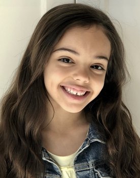 Mia SwamiNathan as Kajal