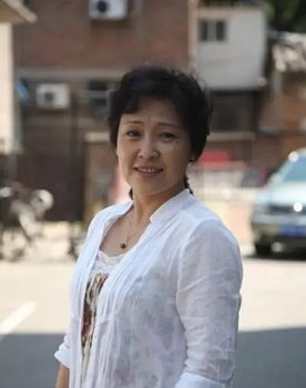 白杨树下