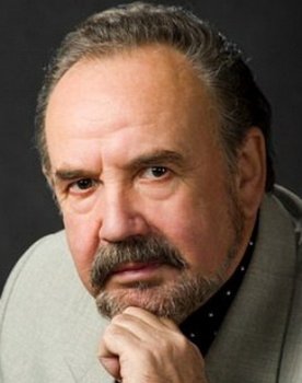 Anatoliy Gladnev as Банников