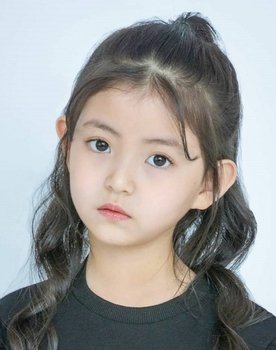 Kim Soo-ha as Dancing Girl