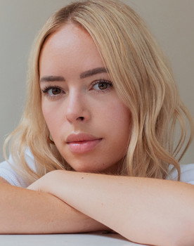 Tanya Burr