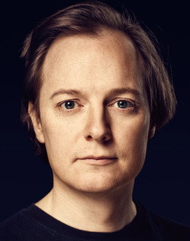 Kristoffer Helmuth