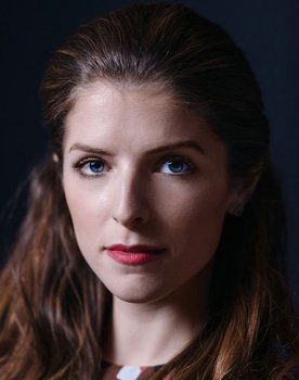 Anna Kendrick Photo