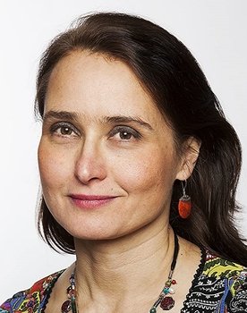 Nefise Özkal Lorentzen as 