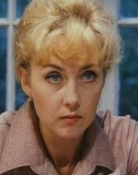 Valentina Panina as Gertrude