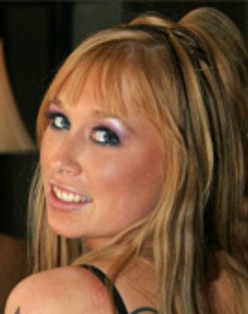 Mandy Starr