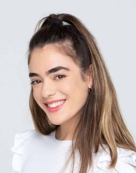 Eirini Tsellou as Erietta