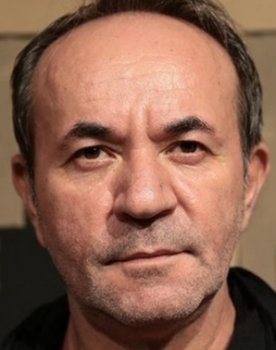 Engin Yüksel as 
