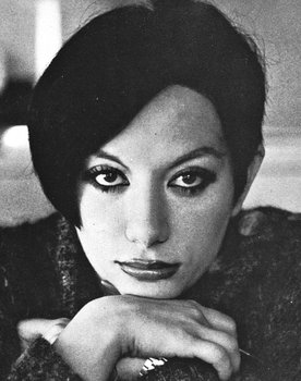 Carla Terlizzi as Eleonora