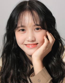 이가은 as Na Moon-young [Teen]