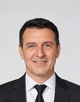 大卫·兰登 as Rangatira（酋长）