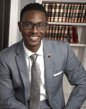 Arlo Washington as Self