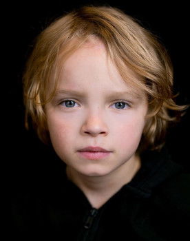 Artie Wilkinson-Hunt as Young Thomas