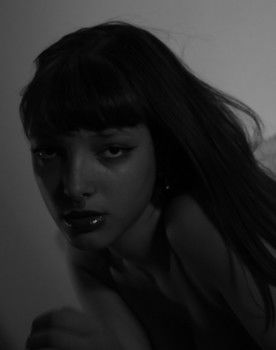 Maëlle Watrelot as Lucie