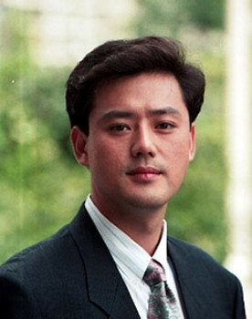 Kim Seong-su as
