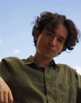 Sebastian Zufelt as Arguing Boyfriend