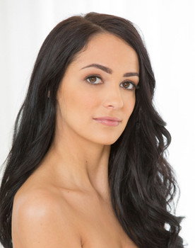 Sofi Ryan