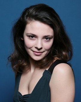 Jasmine Trinca as Delia
