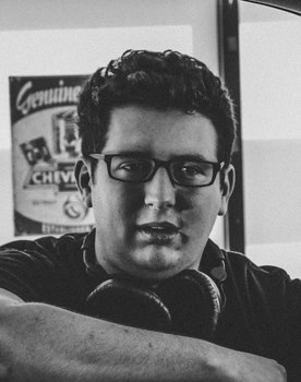 Kyle Bastin as Frank