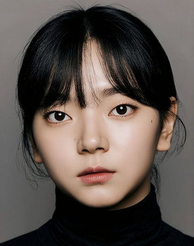 Sim Su-bin as Yoon Da-ye