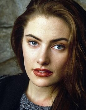 Mädchen Amick as Jackie McCoy