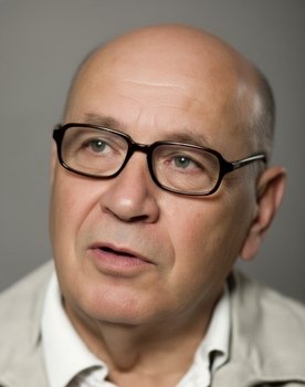 Rafet Şiriner as Kamil'in Arkadaşı