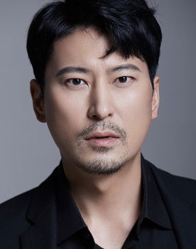 No Kyung as Jin-woo's father