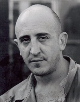Paulo Tocha as Henchman